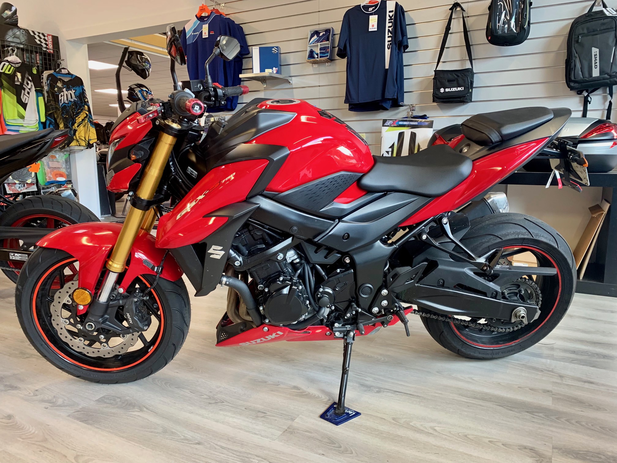 GSX-S750 SUZUKI
